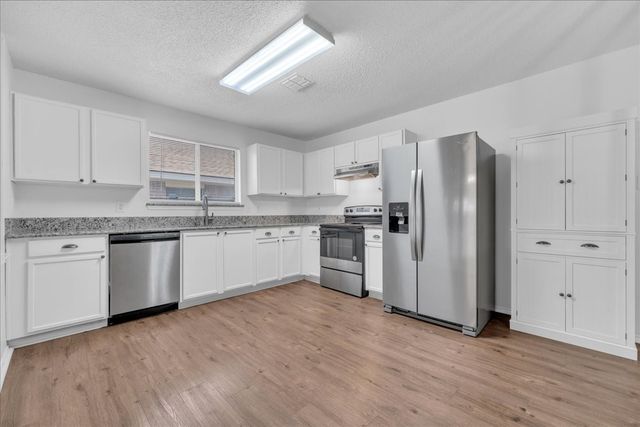 2460 Mallory Lane, Lancaster, TX 75134