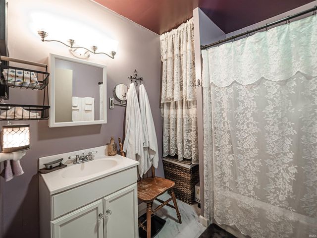 1707 S Bosse Avenue, Evansville, IN 47712