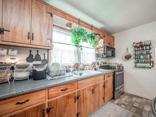 1707 S Bosse Avenue, Evansville, IN 47712