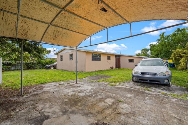 1321 NW 176th Ter, Miami Gardens, FL 33169