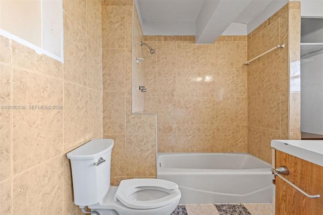 1321 NW 176th Ter, Miami Gardens, FL 33169