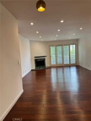 17800 Burbank 204, Encino, CA 91316