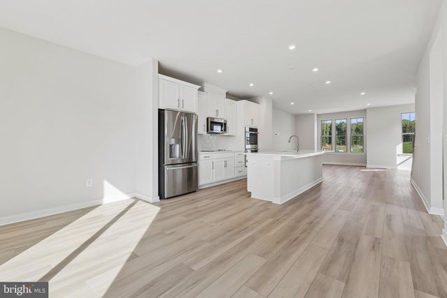 14055 ONYX ST, Woodbridge, VA 22193