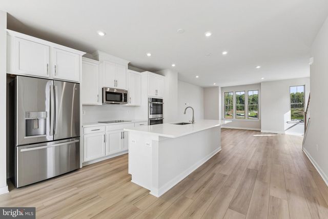 14055 ONYX ST, Woodbridge, VA 22193