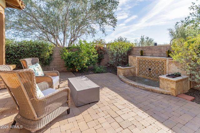 12065 W DESERT MIRAGE Drive, Peoria, AZ 85383