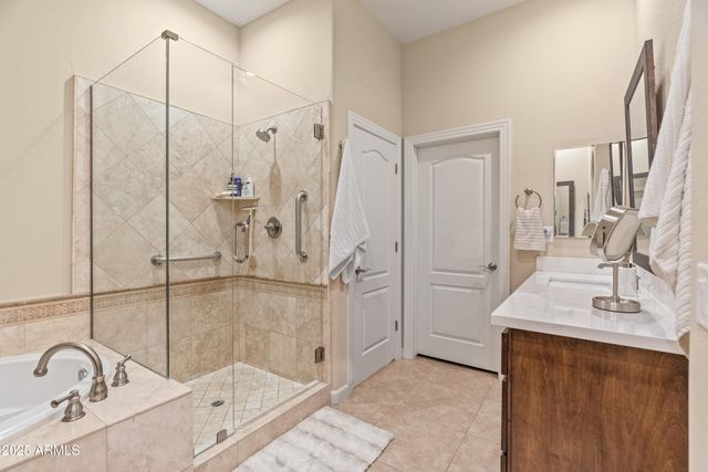 12065 W DESERT MIRAGE Drive, Peoria, AZ 85383
