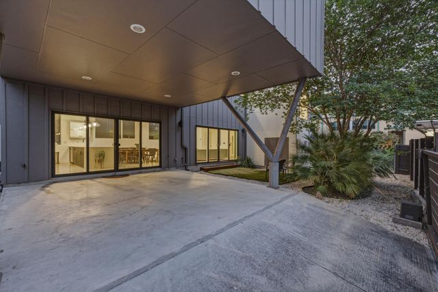 1606 Salina ST, Austin, TX 78702