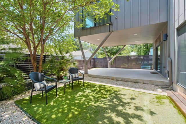 1606 Salina ST, Austin, TX 78702