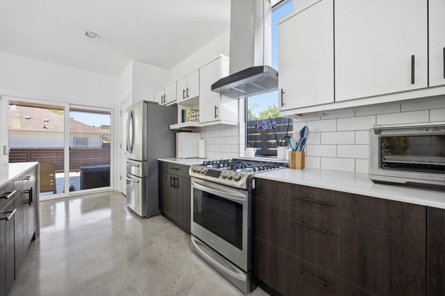 1606 Salina ST, Austin, TX 78702