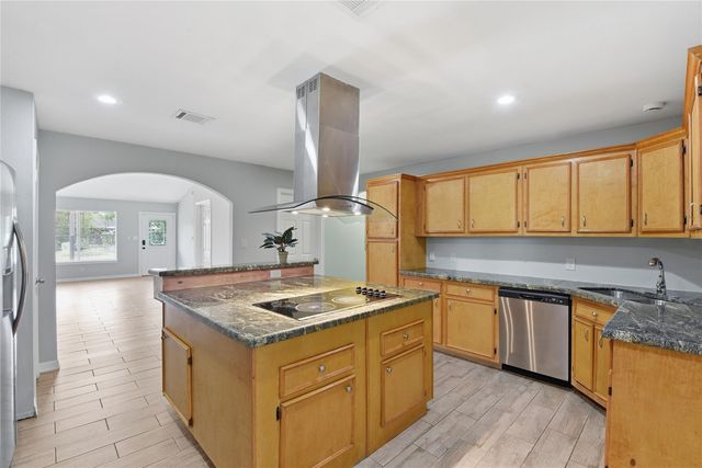 6203 Gaston Street, Houston, TX 77016