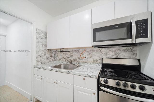 15431 Harding Lane, Homestead, FL 33033