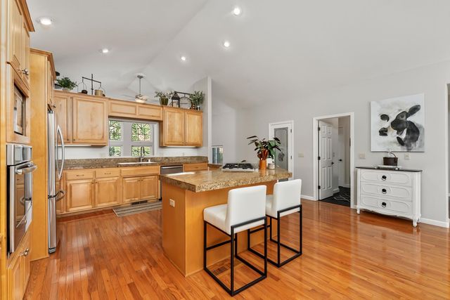 19850 Clinton Rd, Jackson, CA 95642