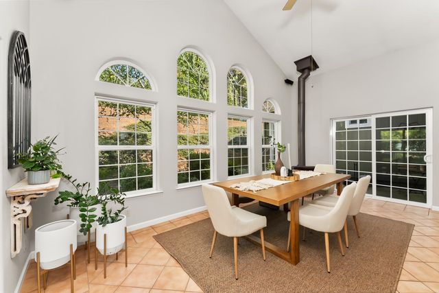 19850 Clinton Rd, Jackson, CA 95642