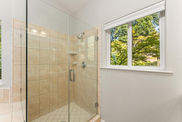 19850 Clinton Rd, Jackson, CA 95642