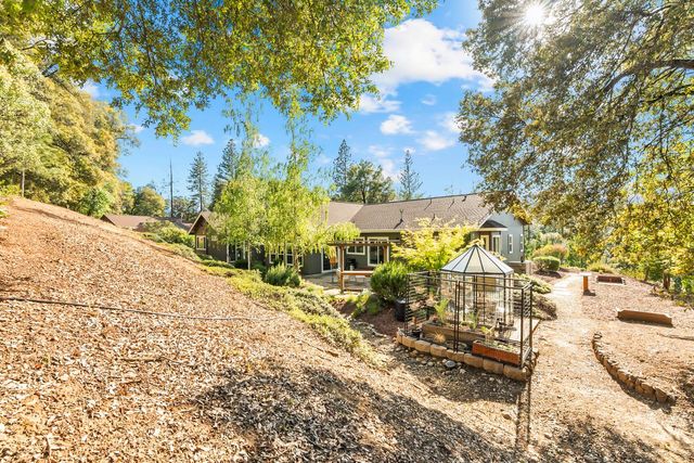 19850 Clinton Rd, Jackson, CA 95642