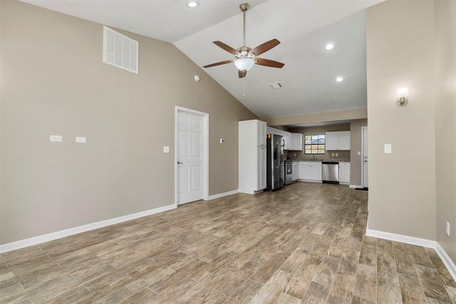 3411 Balboa Circle 2, Montgomery, TX 77356