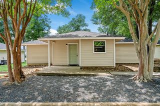 3411 Balboa Circle 2, Montgomery, TX 77356