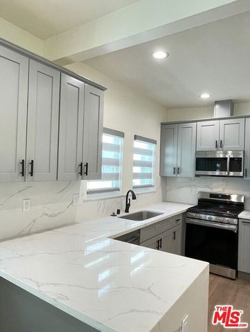 1268 S CITRUS Avenue, Los Angeles, CA 90019