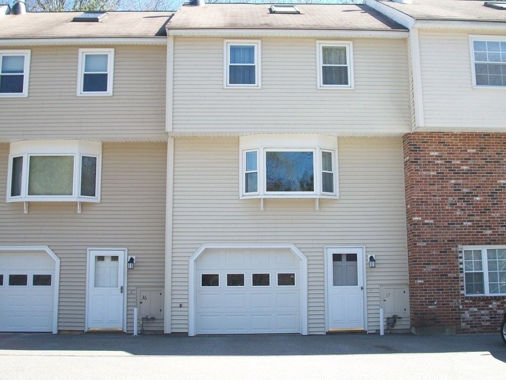 62 Frederick St 37, Dracut, MA 01826