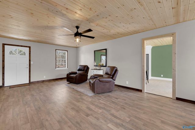 3301 County Road 106, Mentone, AL 35984