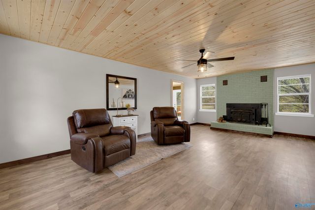 3301 County Road 106, Mentone, AL 35984