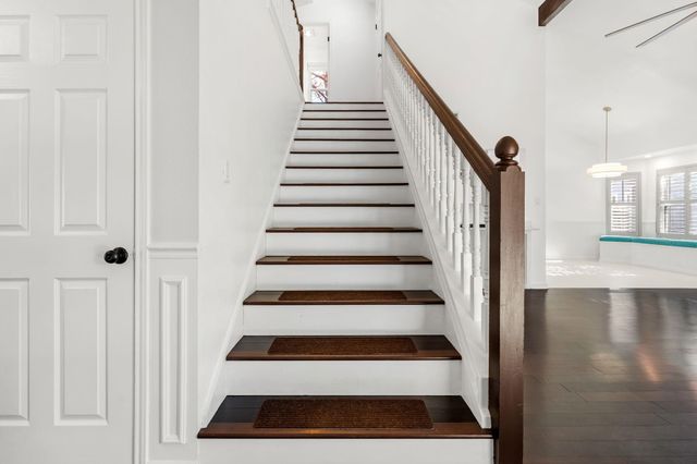 1711 Foxfire DR, Round Rock, TX 78681