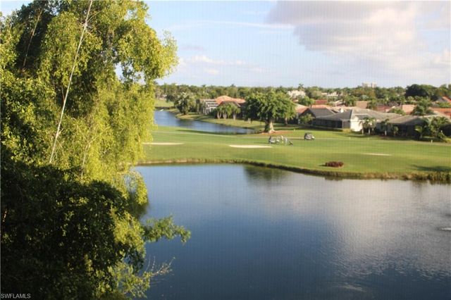 4100 Steamboat BEND E # 401, Fort Myers, FL 33919