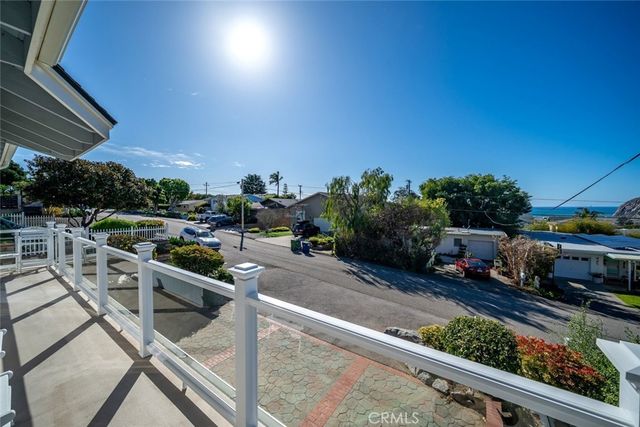 444 Kings Avenue, Morro Bay, CA 93442