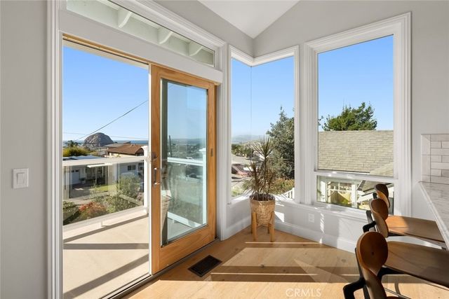 444 Kings Avenue, Morro Bay, CA 93442