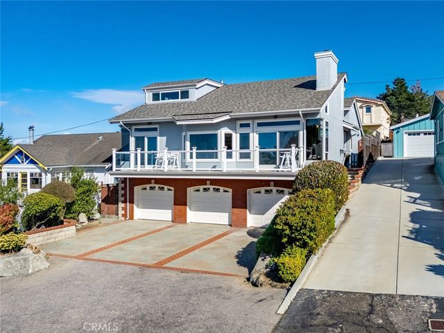 444 Kings Avenue, Morro Bay, CA 93442