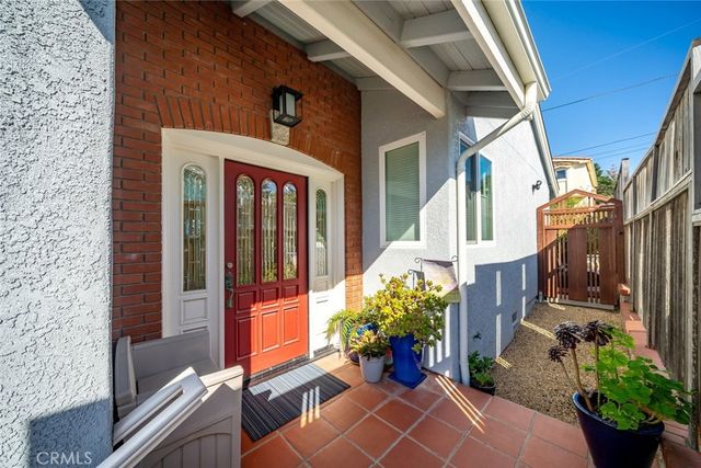 444 Kings Avenue, Morro Bay, CA 93442