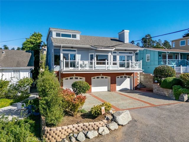 444 Kings Avenue, Morro Bay, CA 93442