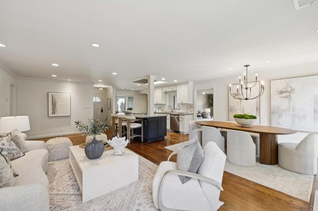 2071 Cecelia Way, Mountain View, CA 94040