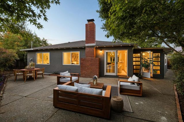 2071 Cecelia Way, Mountain View, CA 94040