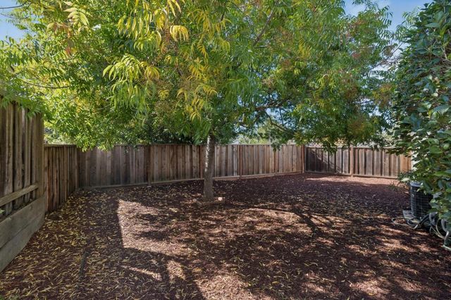 2071 Cecelia Way, Mountain View, CA 94040