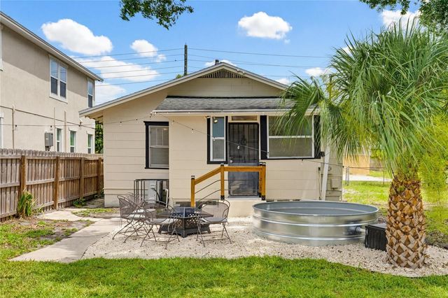 2418 2ND AVENUE S, St Petersburg, FL 33712