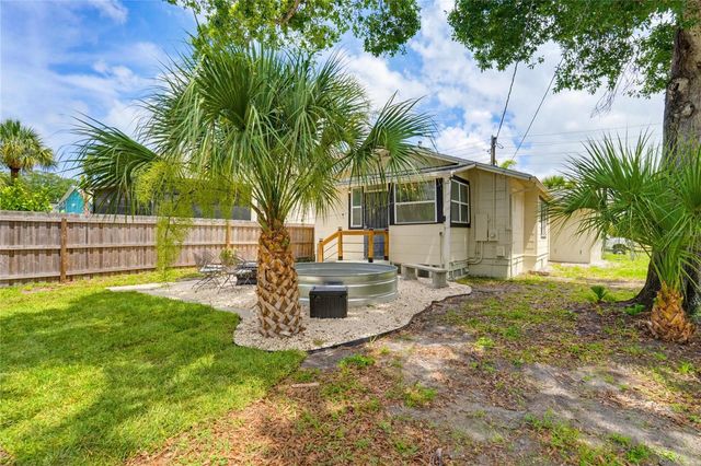 2418 2ND AVENUE S, St Petersburg, FL 33712