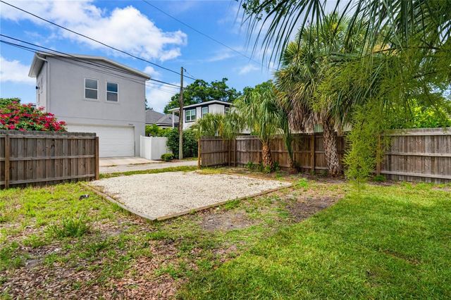 2418 2ND AVENUE S, St Petersburg, FL 33712