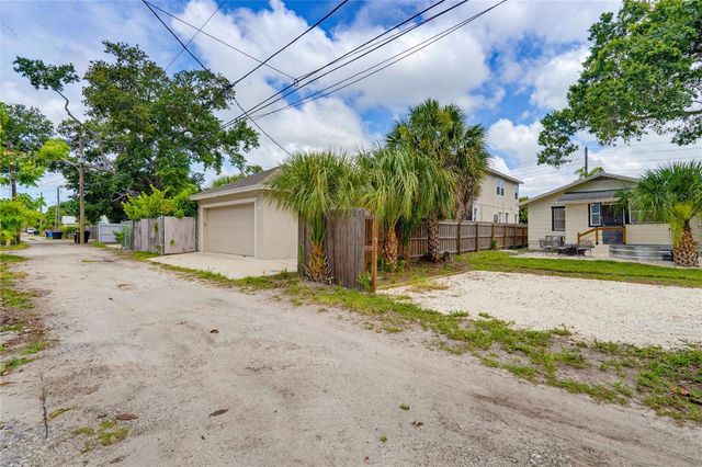 2418 2ND AVENUE S, St Petersburg, FL 33712