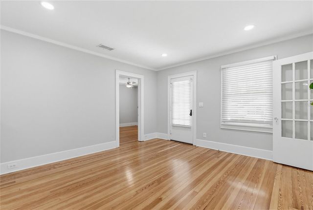 2418 2ND AVENUE S, St Petersburg, FL 33712