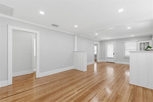 2418 2ND AVENUE S, St Petersburg, FL 33712
