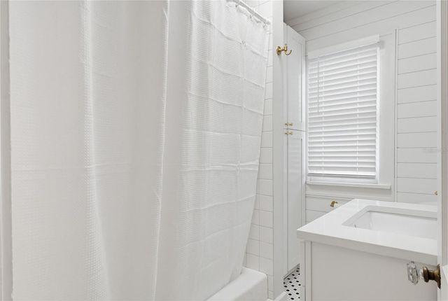 2418 2ND AVENUE S, St Petersburg, FL 33712
