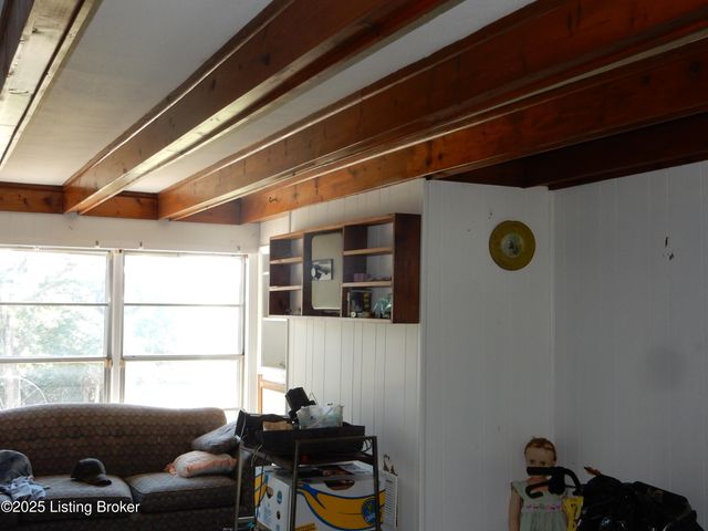 2221 Mt Carmel Church Rd, Lebanon Junction, KY 40150