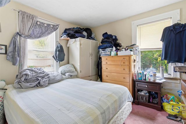 7 Cheshire Street, Huntington Station, NY 11746