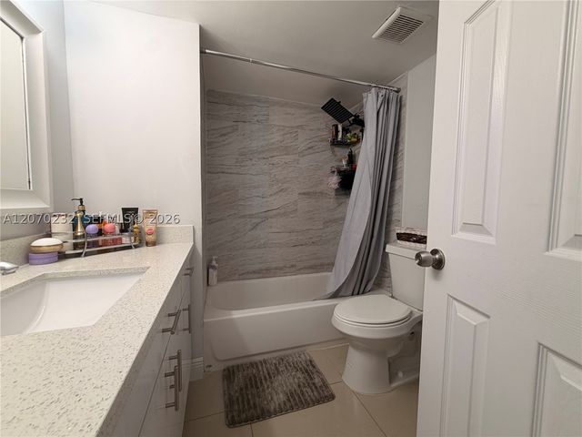 12241 SW 16th Ter 102-K, Miami, FL 33175