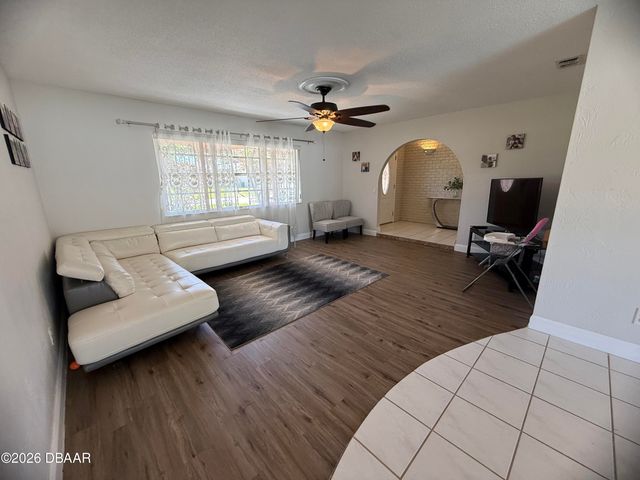 409 Needles Drive, Port Orange, FL 32127