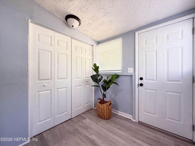 231 E 48TH Street, Jacksonville, FL 32208