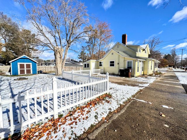 230 Hutchinson Street, Big Rapids, MI 49307