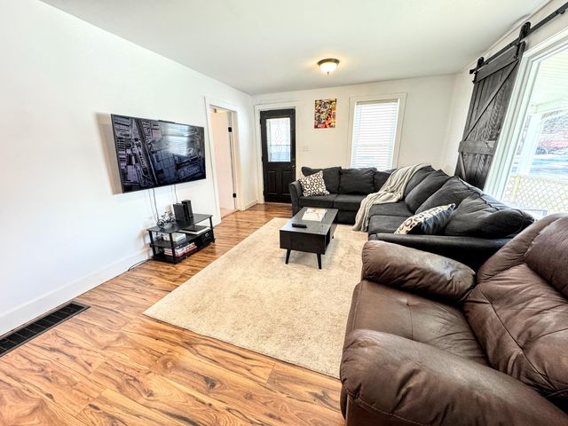 230 Hutchinson Street, Big Rapids, MI 49307