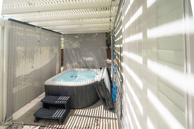 4860 Canyon Run Drive, Sparks, NV 89436